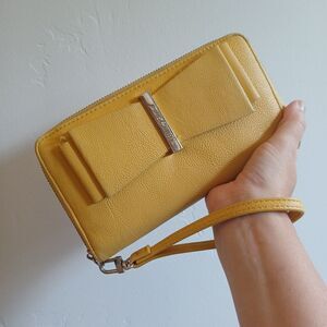 Betsey Johnson  Wristlet Clutch Yellow Zip Up Bow Purse Wallet